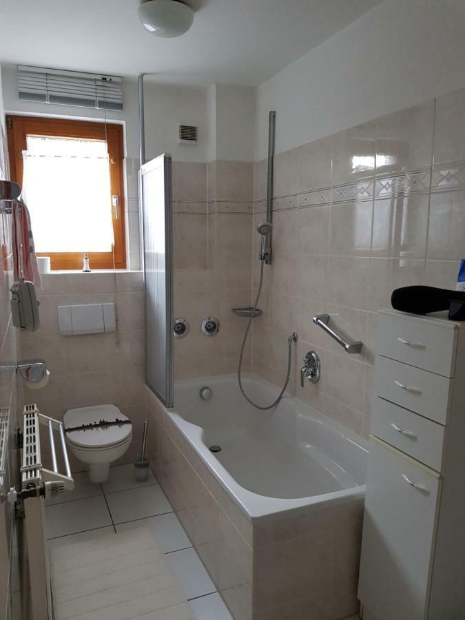Ferienwohnung, Monteurwohnung Strunde Bergisch Gladbach Exterior foto